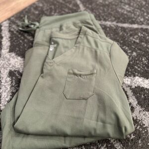 Med Couture Scrub Bundle